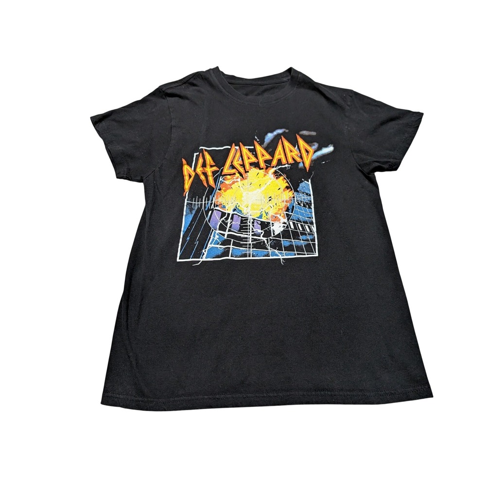 Def‎ Leppard Pyromania Graphic T-Shirt Medium Black Rock Band Tee Short Sleeve